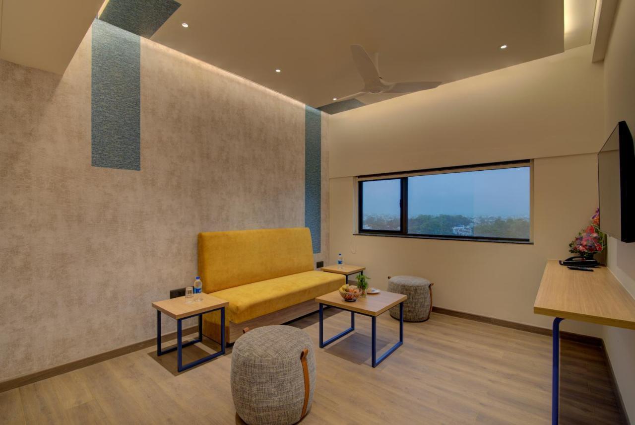 7 Apple Hotel Nashik Zewnętrze zdjęcie