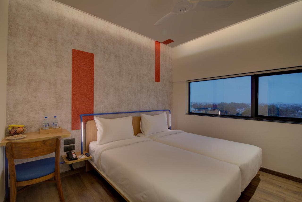 7 Apple Hotel Nashik Zewnętrze zdjęcie